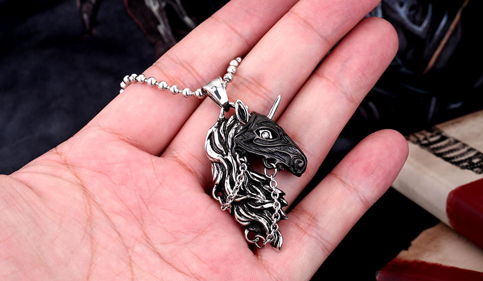 Řetízek kůň a dívka (ocel)