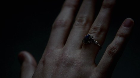 Prstýnek Elena Gilbert Vampire Diaries (větší)