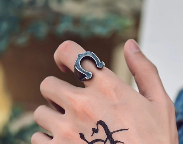 Prsten podkova - ocelový (2)