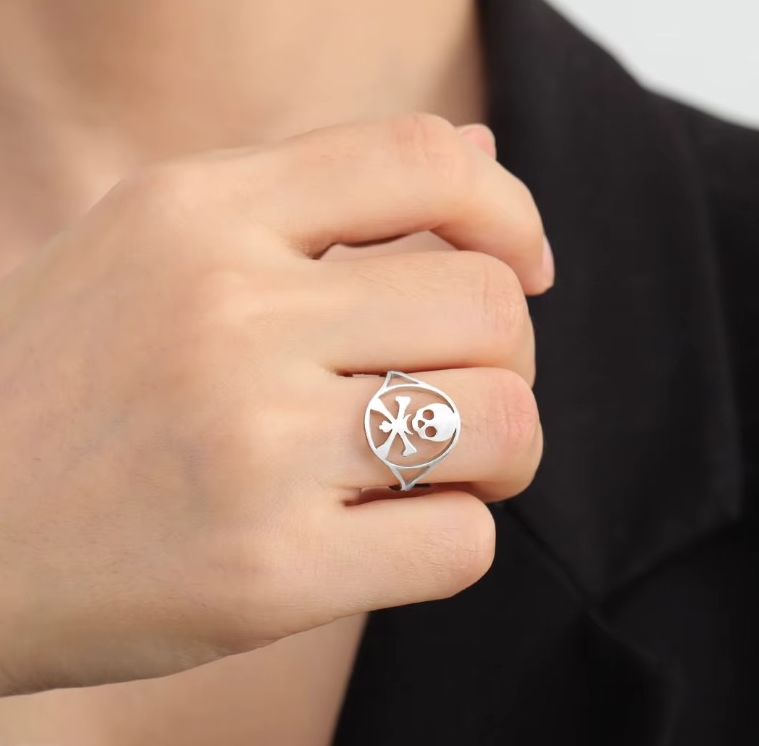 Prsten lebka - ocelový (25)