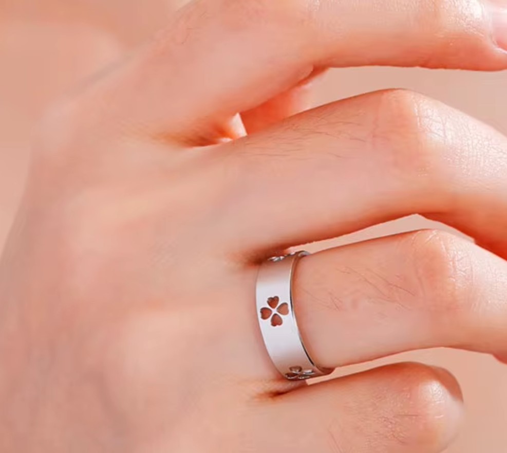 Prsten čtyřlístek (ocelový) 4