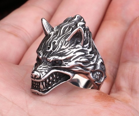 Prstýnek vlk (ocel) 2