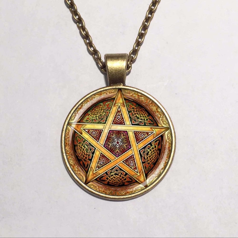 Řetízek Supernatural (Lovci duchů) - pentagram (13)