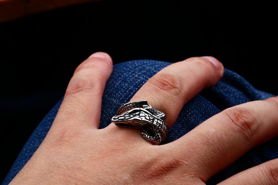 Prsten krokodýl - ocelový