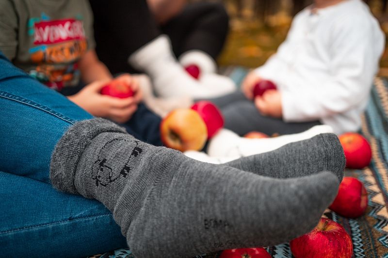 Ponožky ovce - tmavě šedá