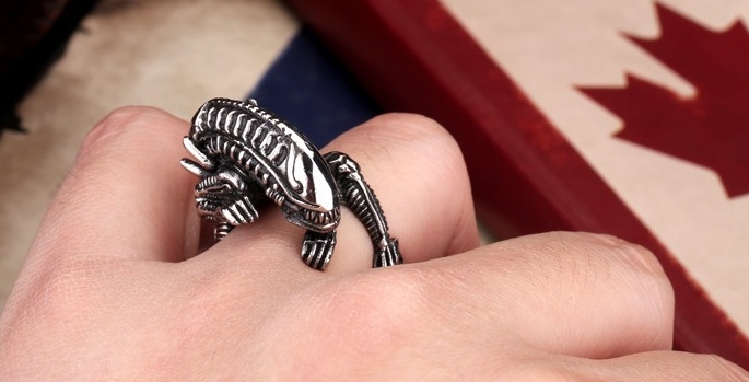 Prstýnek Alien vs. Predator (ocel)