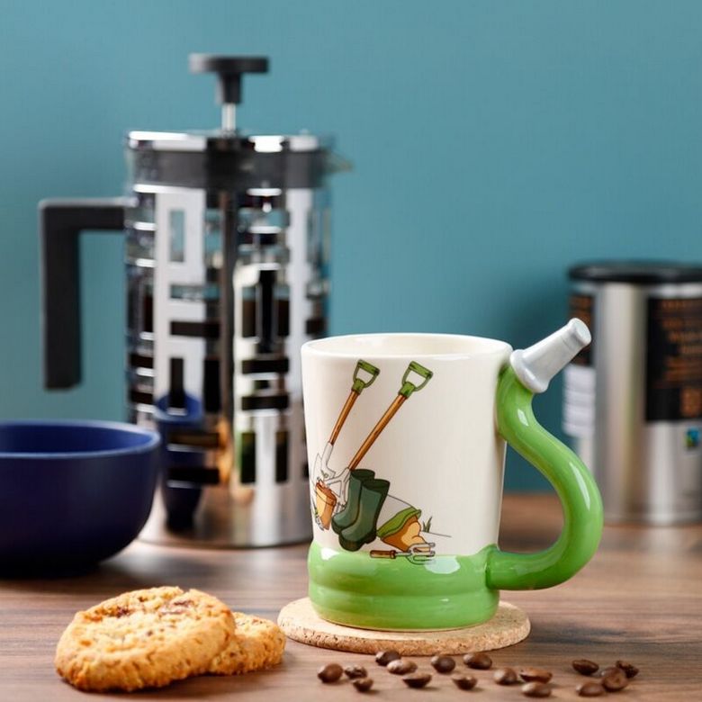 Hrnek zahradník - zahradní hadice