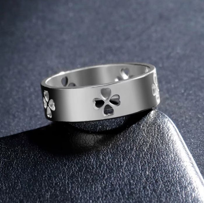 Prsten čtyřlístek (ocelový) 4