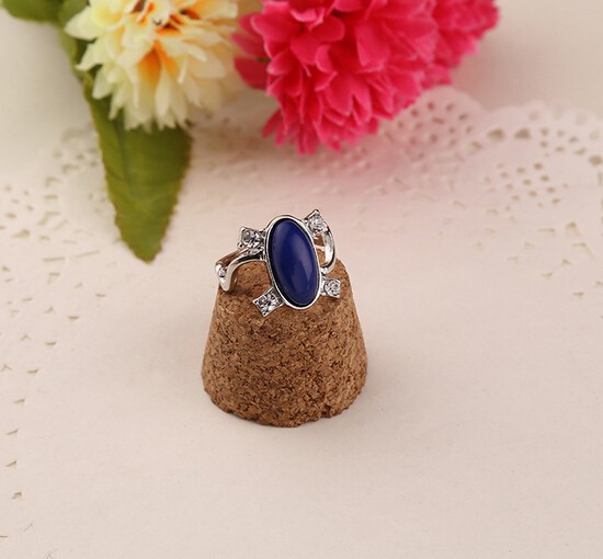 Prstýnek Elena Gilbert Vampire Diaries (větší)