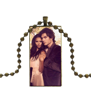 Řetízek The Vampire Diaries (Upíří deníky) - Damon Salvatore a Elena Gilbert (2)