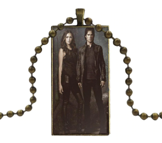 Řetízek The Vampire Diaries (Upíří deníky) - Damon Salvatore a Elena Gilbert (3)