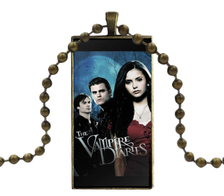 Řetízek The Vampire Diaries (Upíří deníky) - Damon, Stefan a Elena (3)