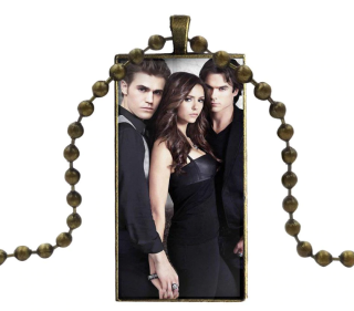 Řetízek The Vampire Diaries (Upíří deníky) - Damon, Stefan a Elena (4)