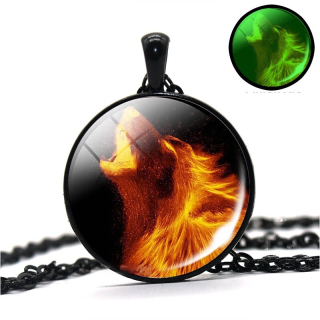 Řetízek vlk - svítí ve tmě (18)