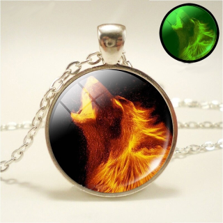 Řetízek vlk - svítí ve tmě (30)