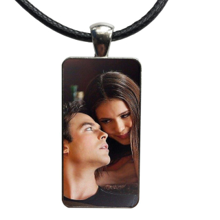 Řetízek The Vampire Diaries (Upíří deníky) - Damon Salvatore a Elena Gilbert (8)