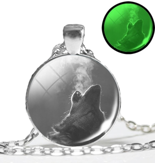 Řetízek vlk - svítí ve tmě (42)