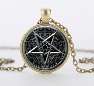 Řetízek Supernatural (Lovci duchů) - pentagram (38) br