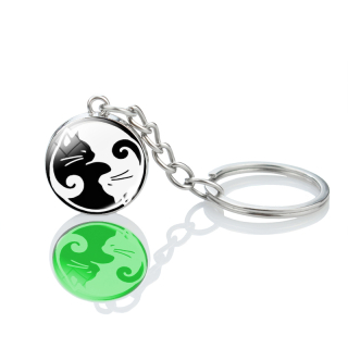 Klíčenka Yin yang - svítí ve tmě - kočky