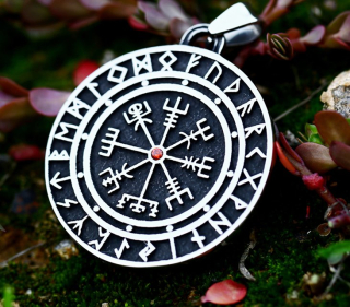 Řetízek Vegvísir - kompas (4) - ocel