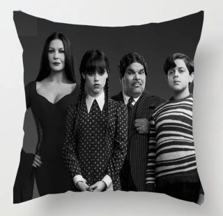 Povlak na polštář Wednesday s rodinou - 40 x 40 cm (11)