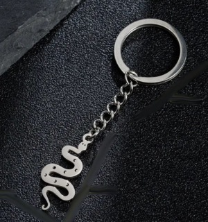 Klíčenka had (ocel) 2