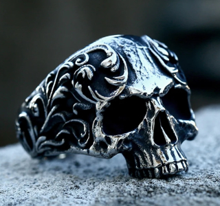 Prsten lebka - ocelový (8)