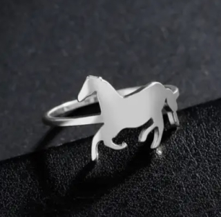 Prsten kůň - ocelový (2)
