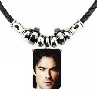 Řetízek The Vampire Diaries (Upíří deníky) - Damon Salvatore (31)