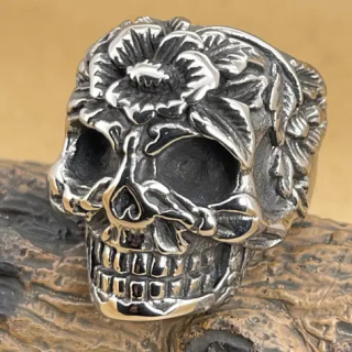 Prsten lebka (ocelový) 7