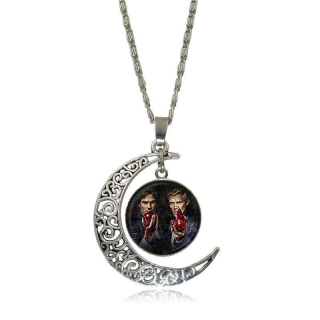 Řetízek The Vampire Diaries (Upíří deníky) - půlměsíc (11)
