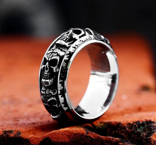 Prsten lebky - ocelový (8)