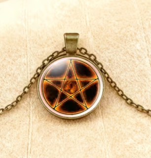 Řetízek Supernatural (Lovci duchů) - pentagram (49) 