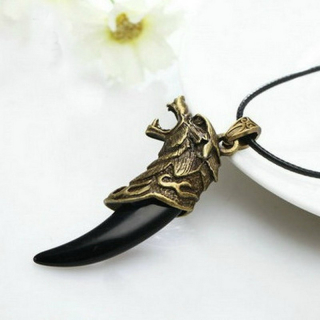 Řetízek vlk zub (2) - černá + br